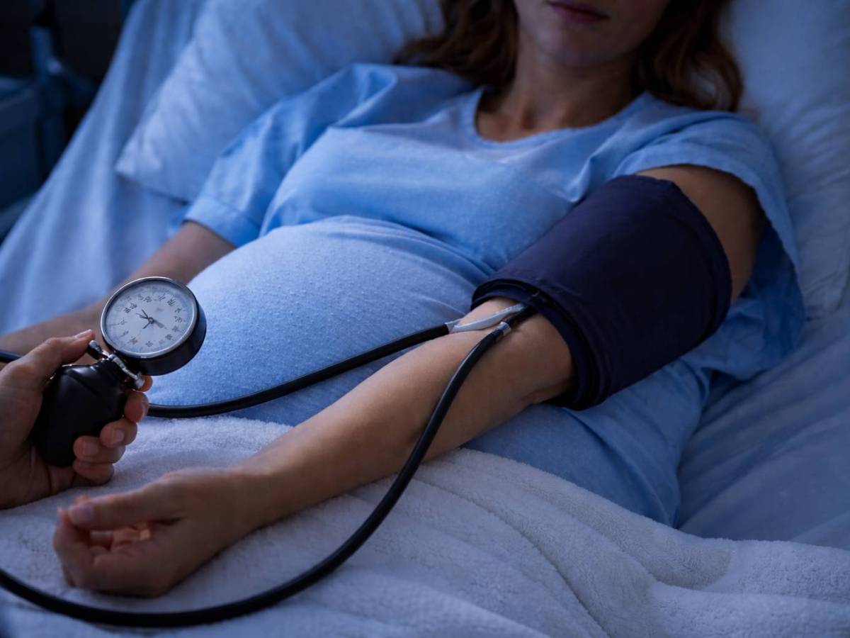 My Doctor Says I Have a Special-Needs Placenta, and M. Night Shyamalan Can’t Write&nbsp;Dialogue